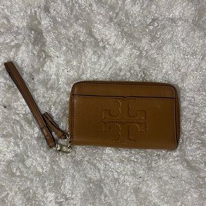 TORY BURCH WRISTLET